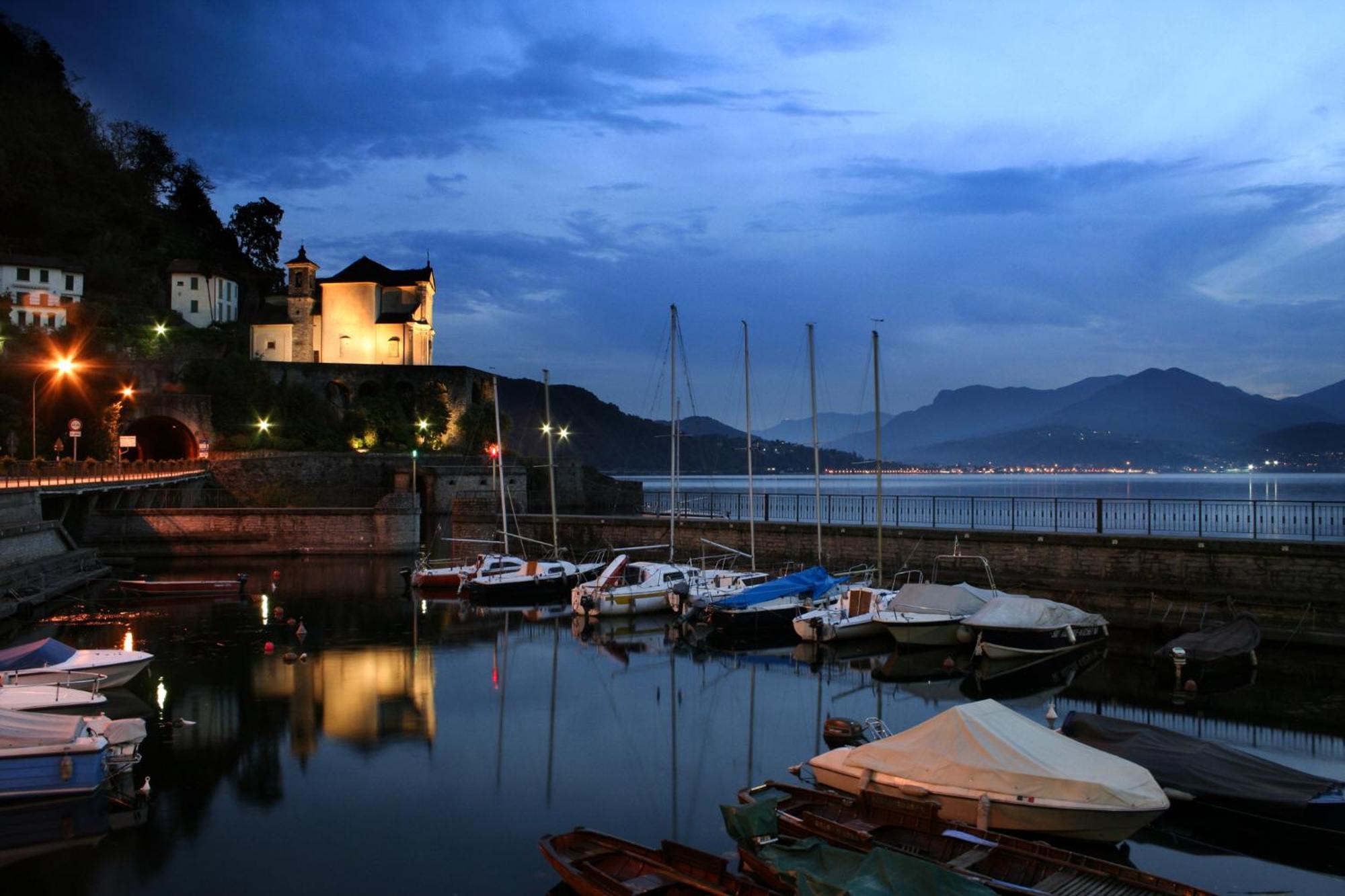 Maccagno Casa Del Borgo "Aria & Acqua" Sul Lago Maggiore מראה חיצוני תמונה